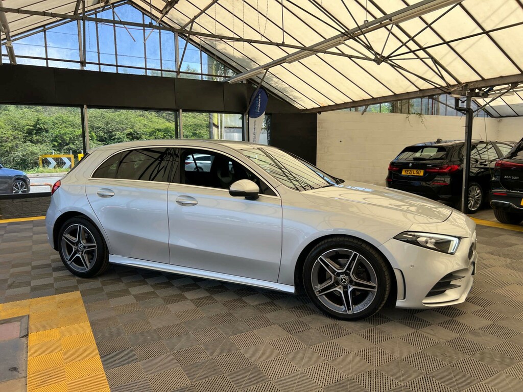 Mercedes-Benz A Class Hatchback KJ21UXN Silver