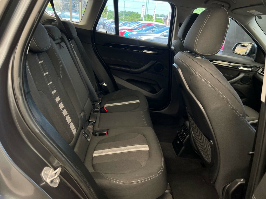BMW X1 18D Se Grey #16