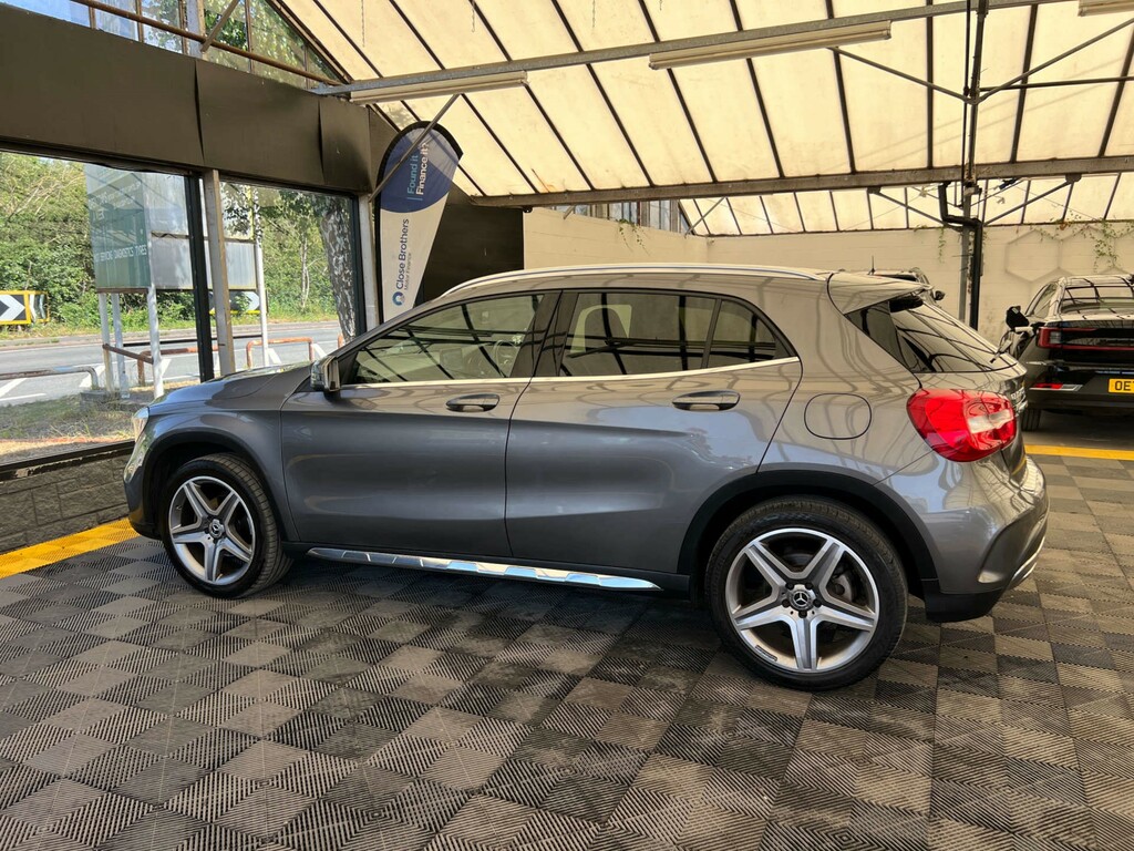 Mercedes-Benz GLA Class Suv Grey #4