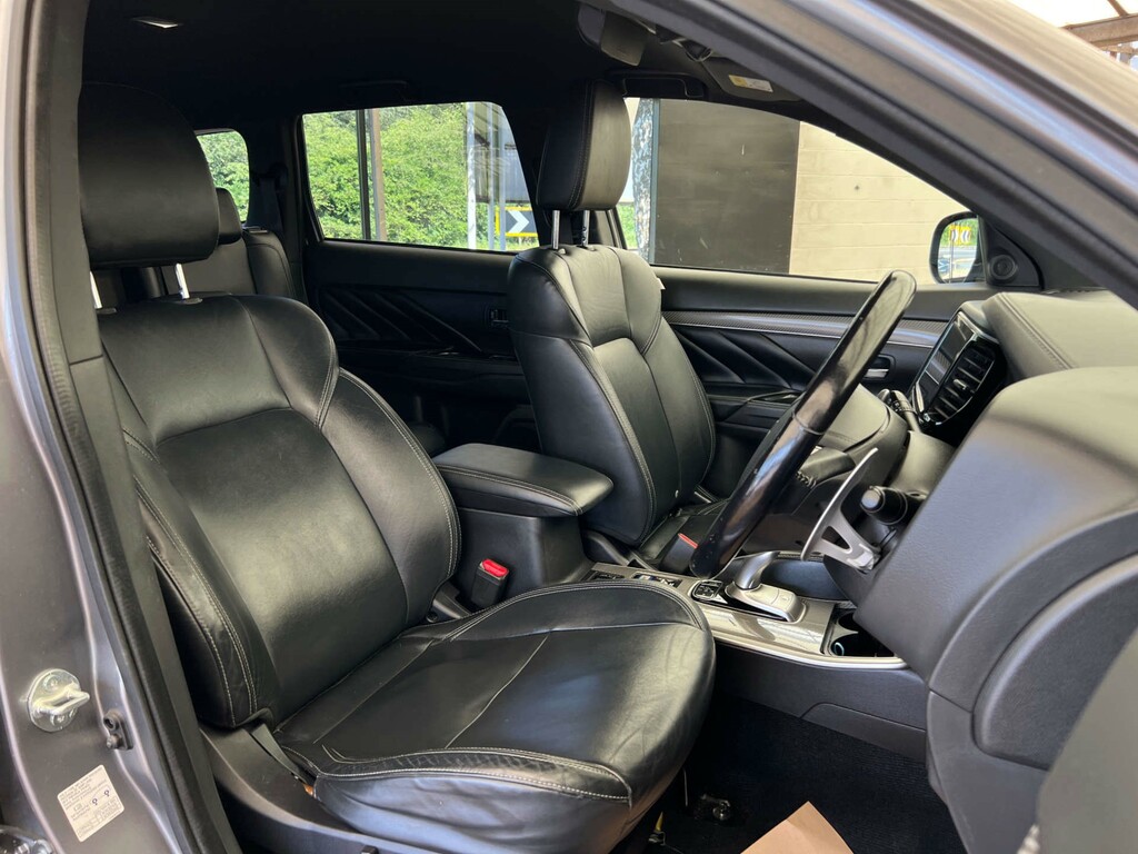 Mitsubishi Outlander Suv Grey #6