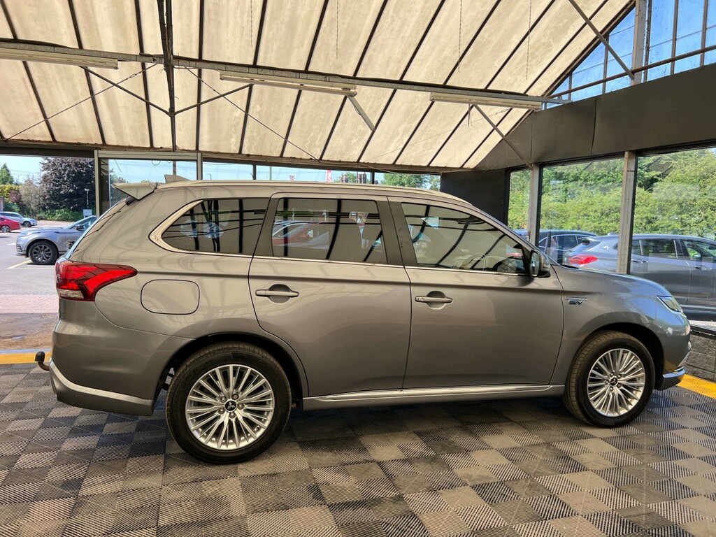 Mitsubishi Outlander Suv Grey #5