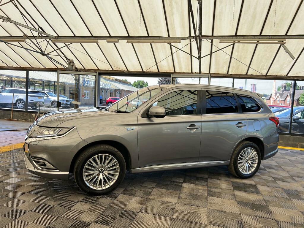 Mitsubishi Outlander Suv Grey #3