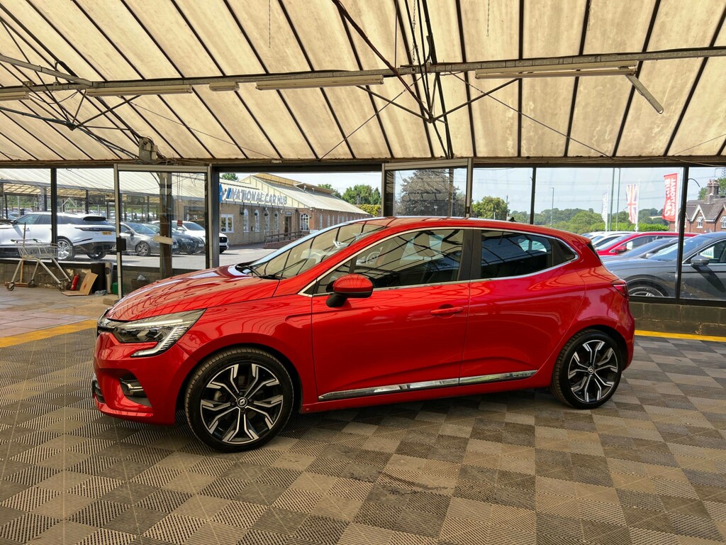 Renault Clio Hatchback Red #2