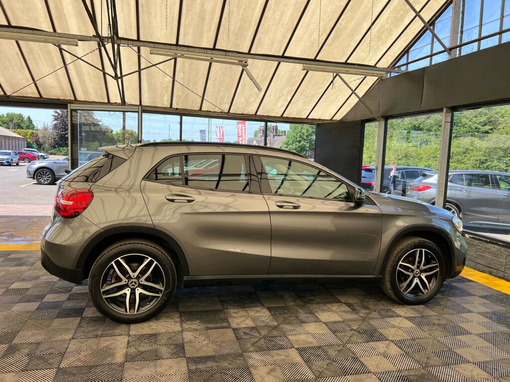 Mercedes-Benz GLA Class Gla 180 Urban Edition Grey #5