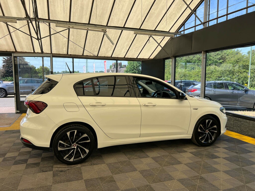 Fiat Tipo Hatchback White #5