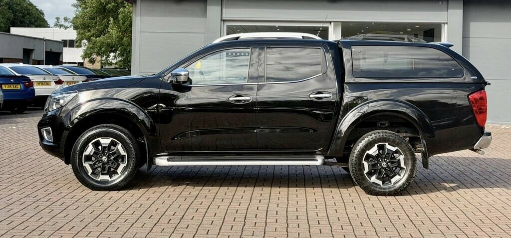 Nissan Navara 2.3 Dci Tekna 202020 Black #6