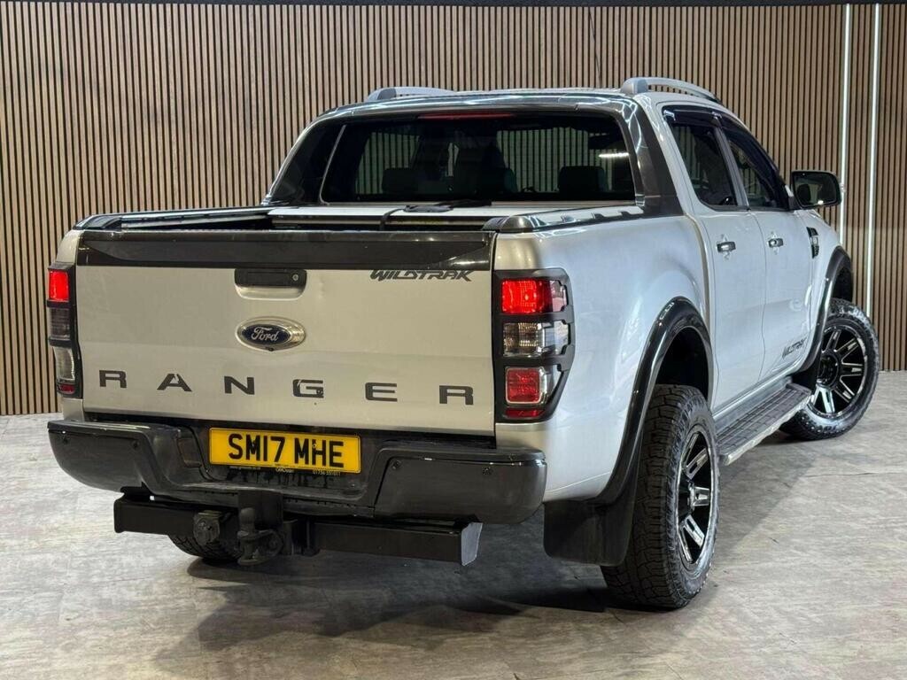 Ford Ranger 3.2 Wildtrak 4X4 Dcb Tdci 197 Bhp Black #4