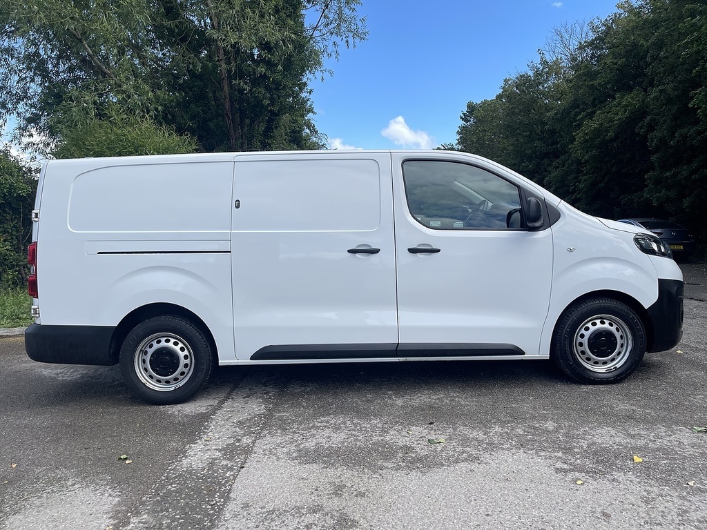 Fiat Scudo 2.0 Multijet Tecnico Lwb Euro 6 Ss 6Dr BL22TWV White #4