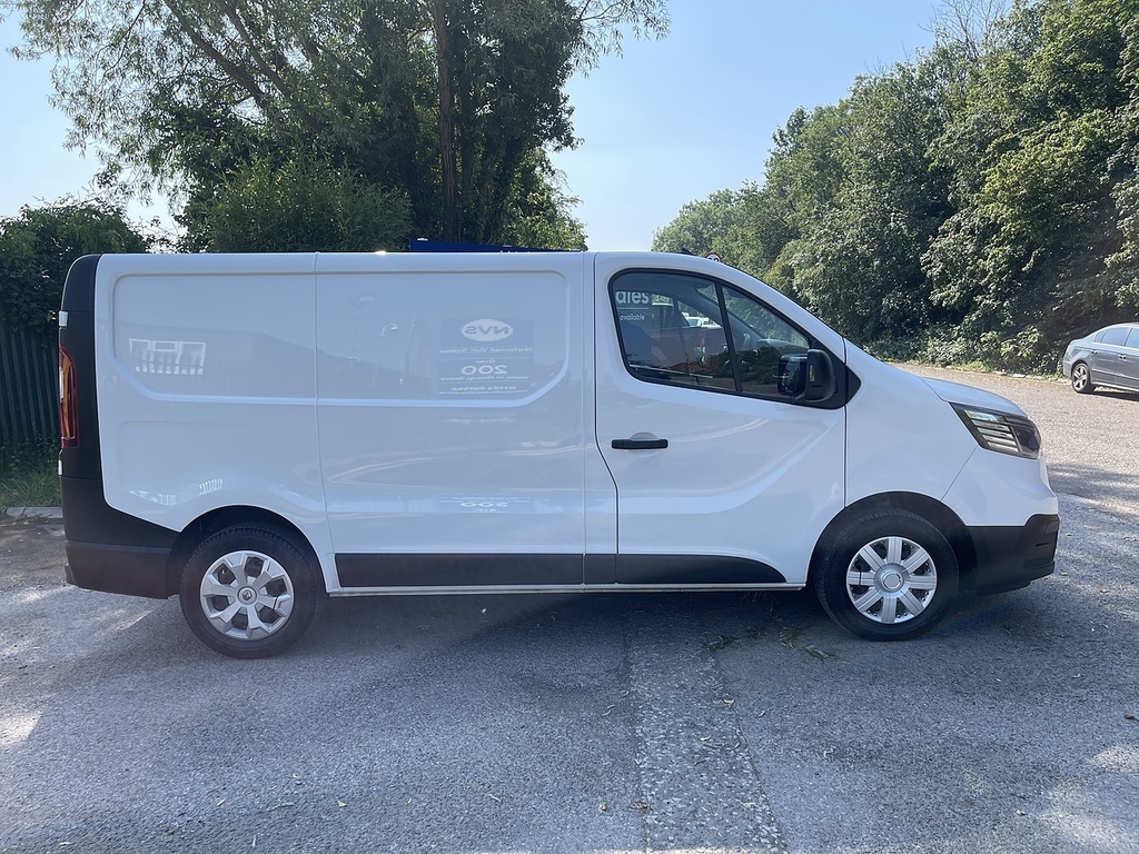 Renault Trafic 2.0 Dci Blue Sl28 Business L1 H1 Euro 6 Ss RO72ETT White #4