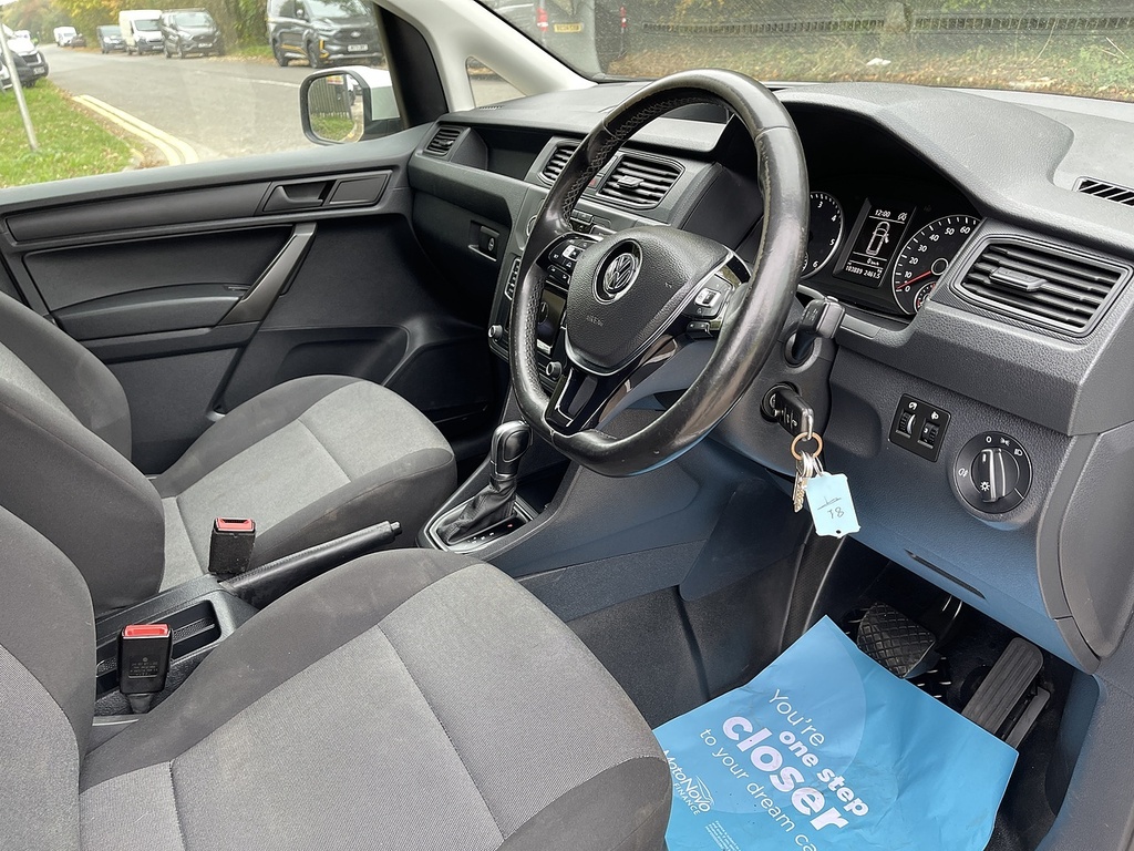 Volkswagen Caddy Caddy Trendline Panel Van 1 White #5