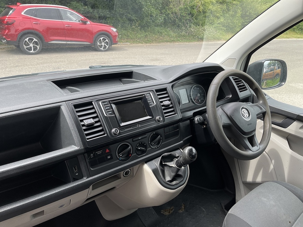 Volkswagen Transporter T28 Swb 2.0 Tdi Bmt 150 Highline Silver #29