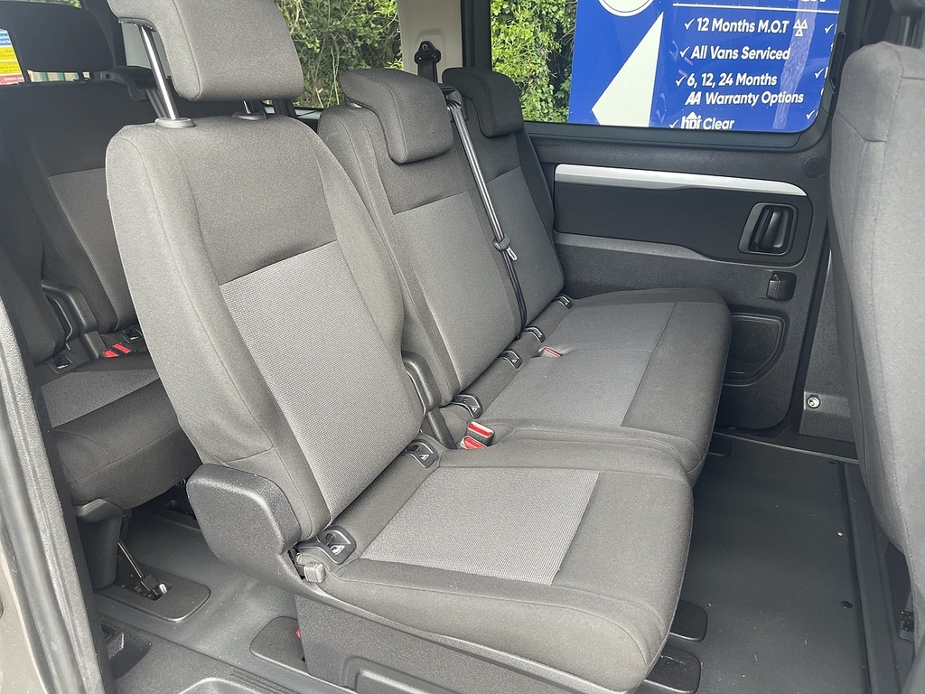 Toyota Proace Verso 1.5D Shuttle Medium Black #28