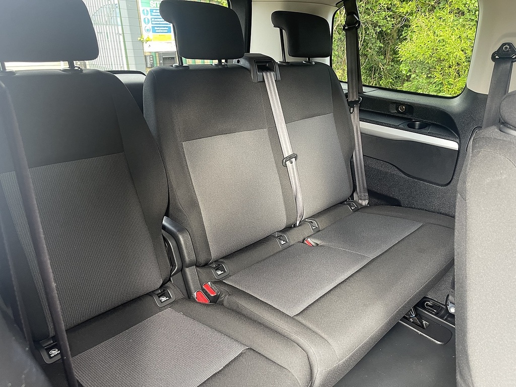 Toyota Proace Verso 1.5D Shuttle Medium Black #27