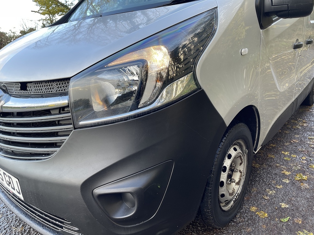 Vauxhall Vivaro Diesel Grey #11