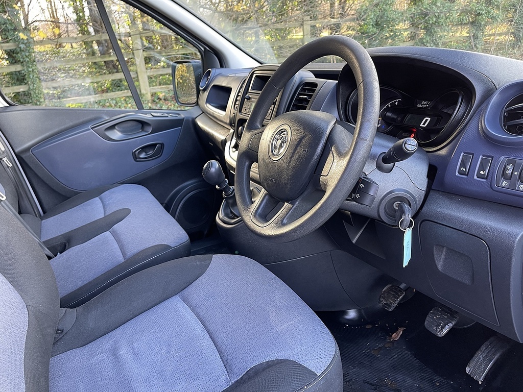 Vauxhall Vivaro Diesel Grey #14