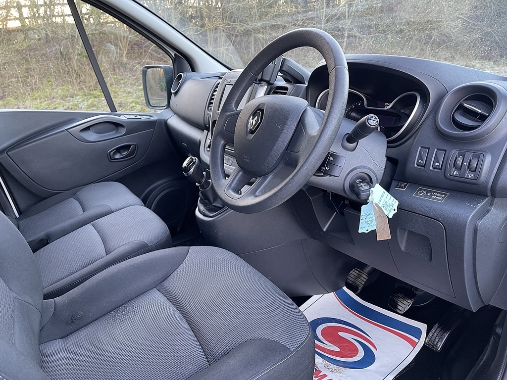 Renault Trafic Ll30 Energy Dci 170 Sport Nav Van Edc Panel Van Beige #10