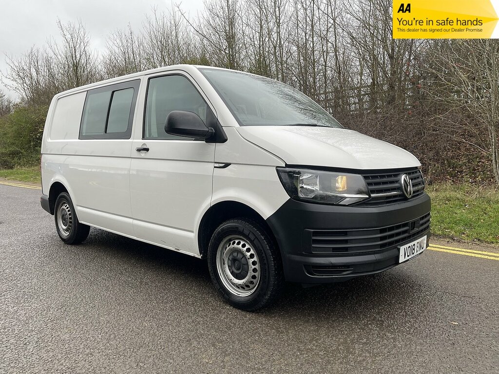 Volkswagen Transporter Transporter Startline Combi Van 1 White #3