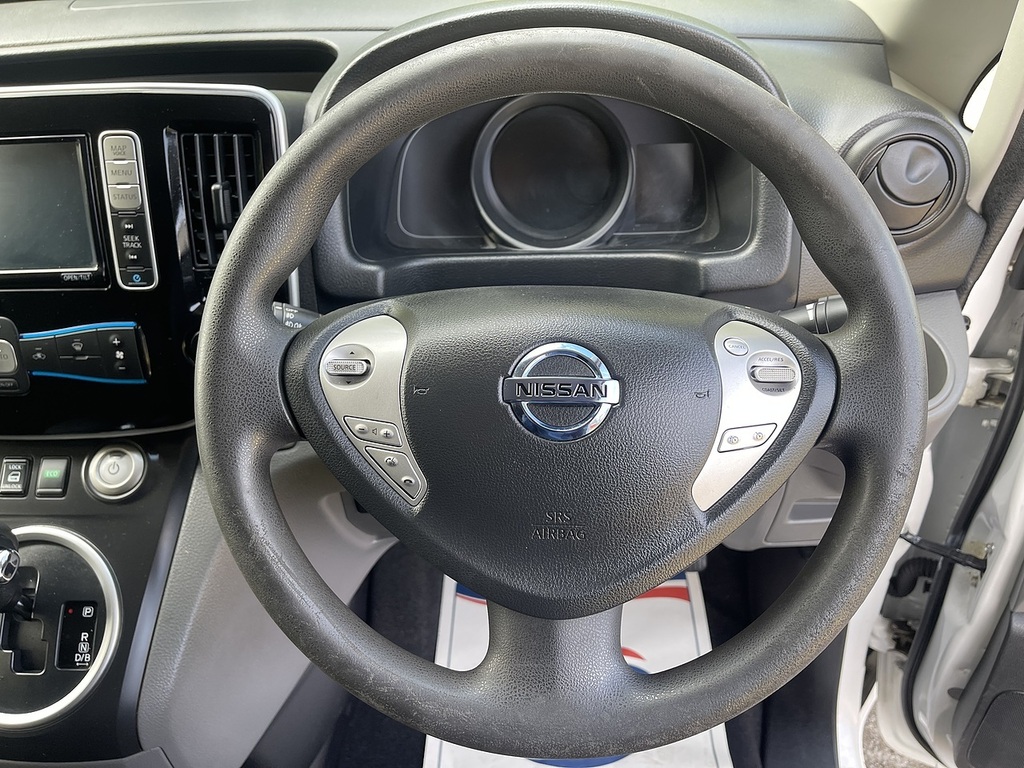 Nissan e-NV200 Acenta White #18