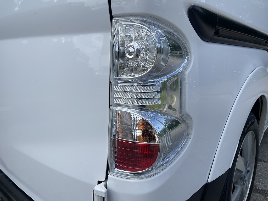 Nissan e-NV200 Acenta White #12