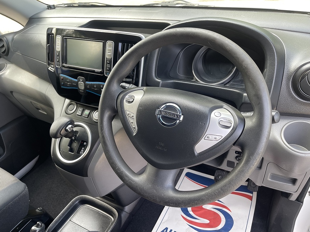 Nissan e-NV200 Acenta White #19