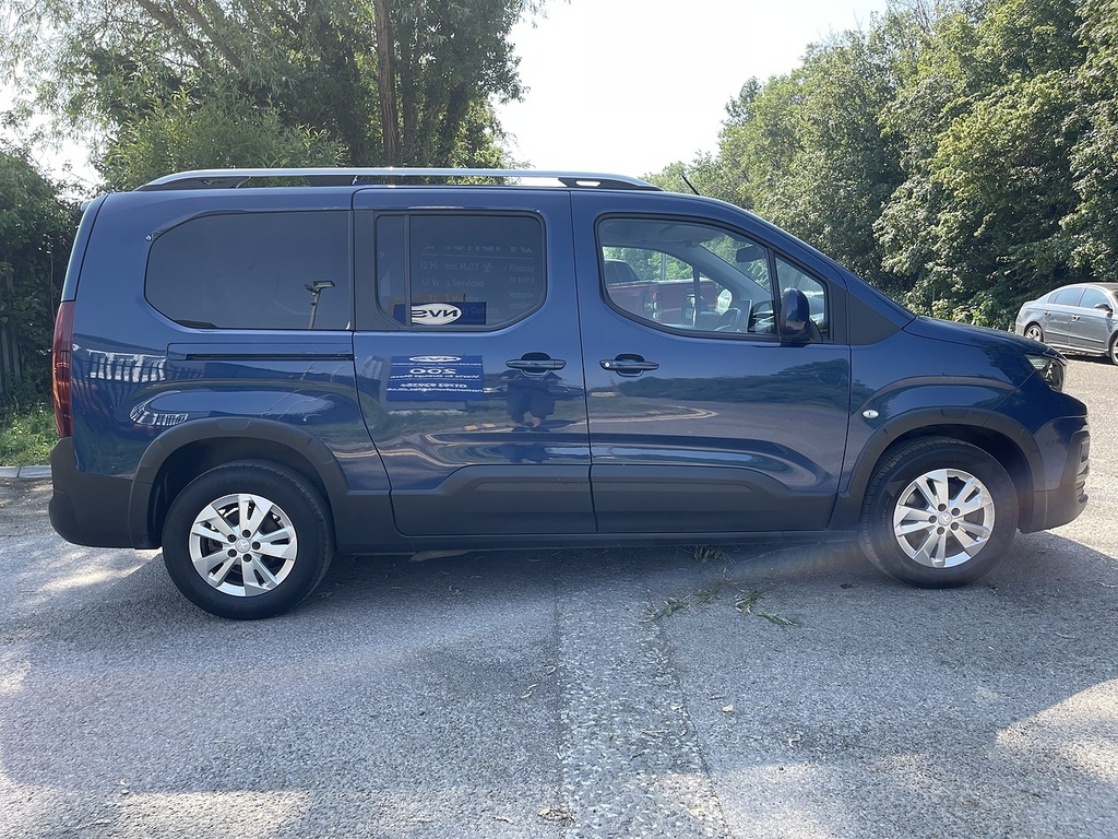 Peugeot Rifter 1.5 Bluehdi Allure Premium Long Mpv Euro 6 Ss 5 Blue #4