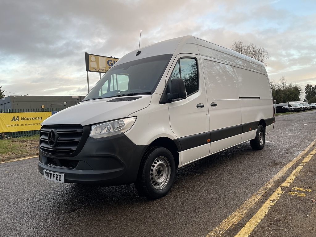 Mercedes-Benz Sprinter Sprinter Progressive Panel Van 1 White #5