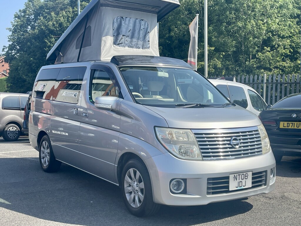 Nissan Elgrand 2.0 White #20