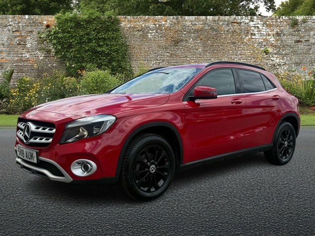 Mercedes-Benz GLA Class 1.6 Gla200 Se Suv Euro 6 S S SM18AUK Red #3