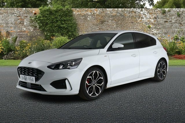 Ford Focus 1.0T Ecoboost St-line X Hatchback Manua BK68VSA White #2