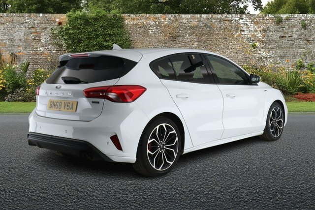 Ford Focus 1.0T Ecoboost St-line X Hatchback Manua BK68VSA White #3