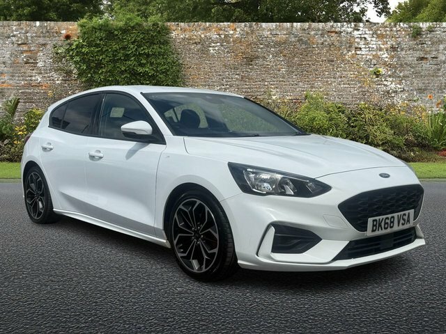 Ford Focus 1.0T Ecoboost St-line X Hatchback Manua White