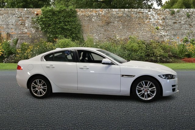 Jaguar XE 2.0D Prestige Saloon Euro 6 S S White #3