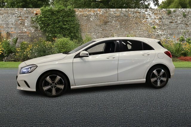 Mercedes-Benz A Class 2.1 A200d Sport Edition Hatchback Manua MX18YYV White #4