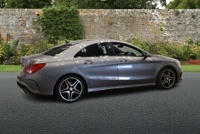 Mercedes-Benz CLA Class Cla45 Amg 4Matic White #6