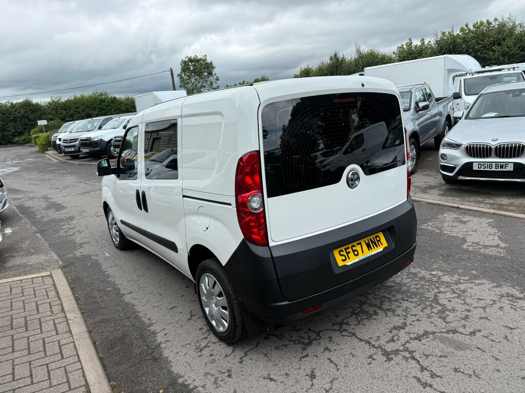 Vauxhall Combo L1h1 2300 Cdti Ecoflex Ss Crew Combi No Vat White #5