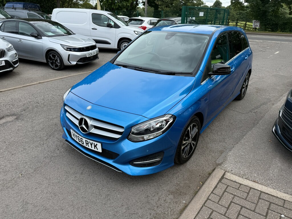 Mercedes-Benz B Class 2016 2.1 B200d Amg Line Premium Plus Mpv Die White #11