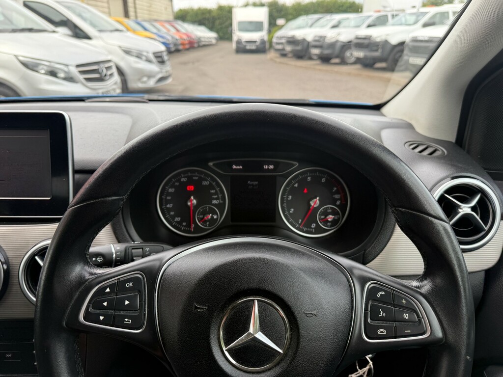 Mercedes-Benz B Class 2016 2.1 B200d Amg Line Premium Plus Mpv Die White #16