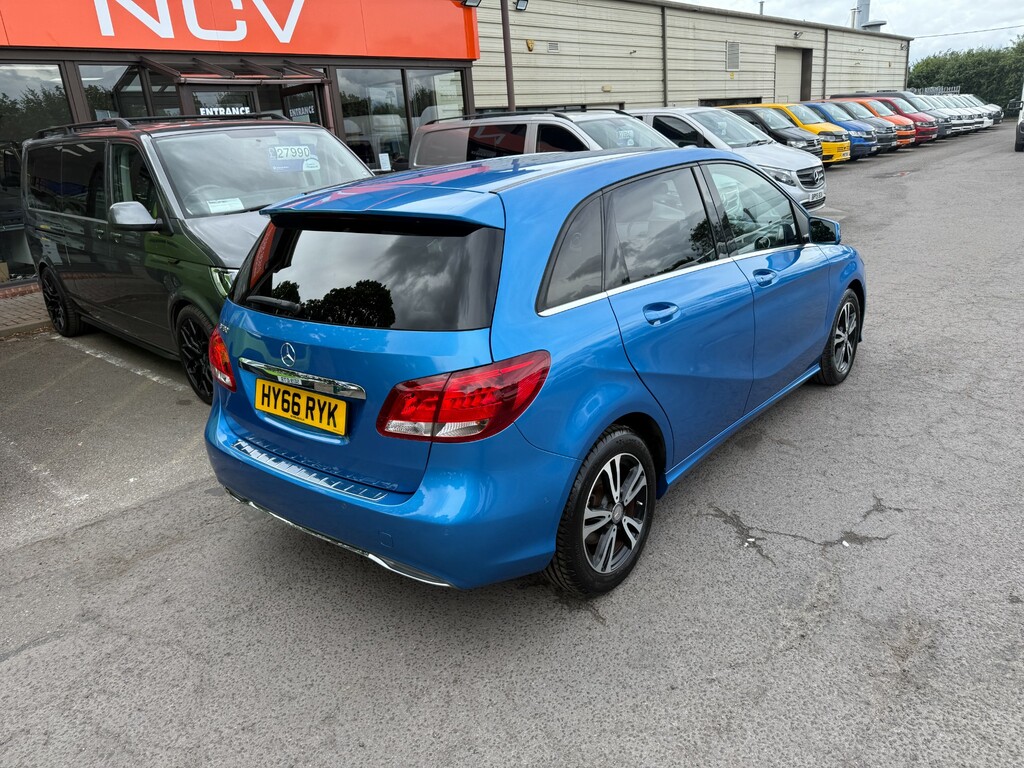 Mercedes-Benz B Class Mpv Blue #3