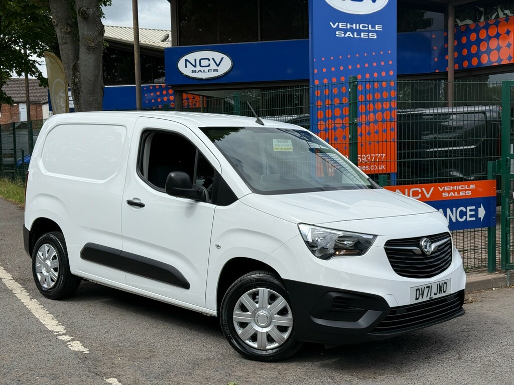Vauxhall Combo L1h1 2300 Dynamic Ac Eu6 White