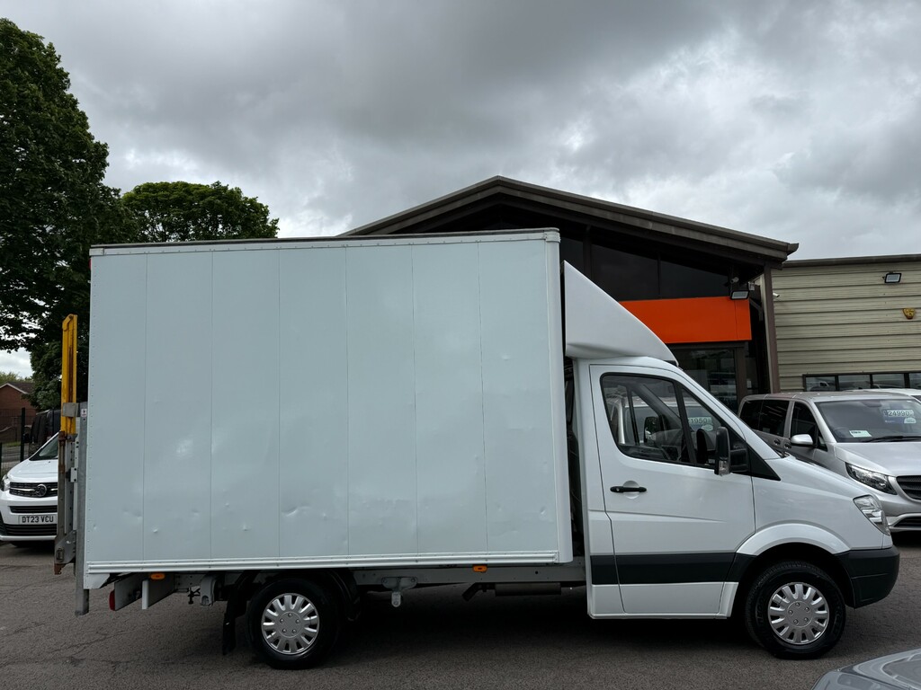 Mercedes-Benz Sprinter 311 Cdi Luton Tail Lift No Vat White #2
