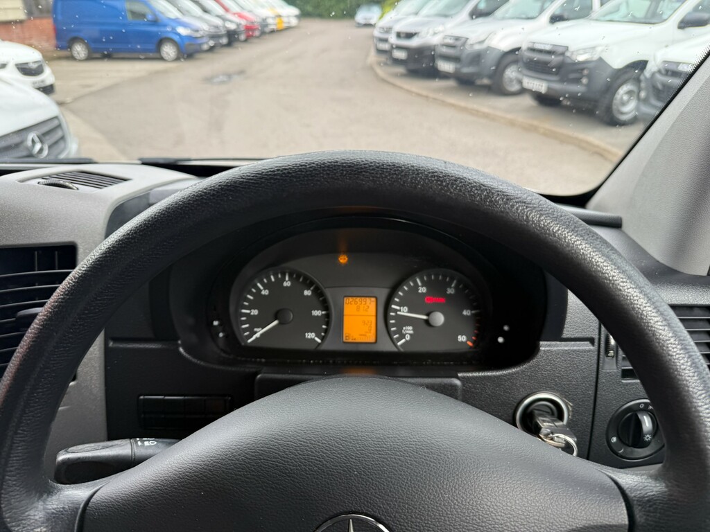 Mercedes-Benz Sprinter 2.1 Cdi Lwb Car White #12