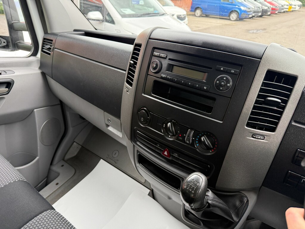 Mercedes-Benz Sprinter 2.1 Cdi Lwb Car White #13