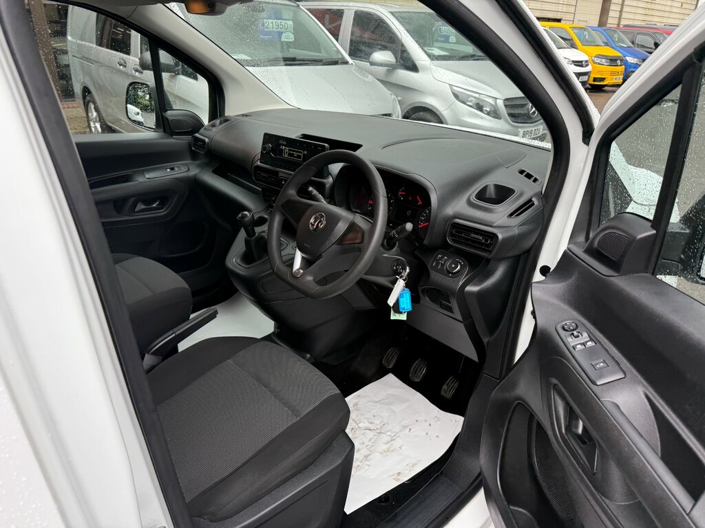 Vauxhall Combo 1.2 Turbo 130 Se Estate Blue #12