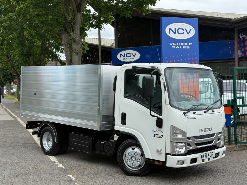 Isuzu N35.150t Arborist Body Tipper Tree Surgoen WK71XGE White