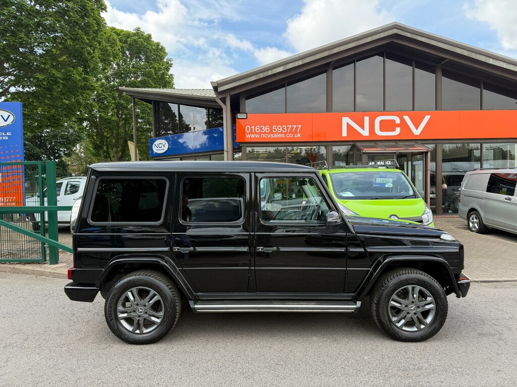 Mercedes-Benz G Class Bluetec G Wagon V6 Black #2