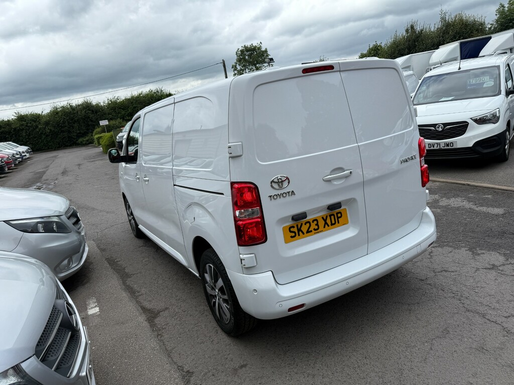 Toyota PROACE L1 Design High Spec Nav White #5