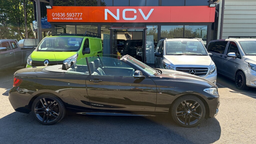 BMW 2 Series Convertible Black #3