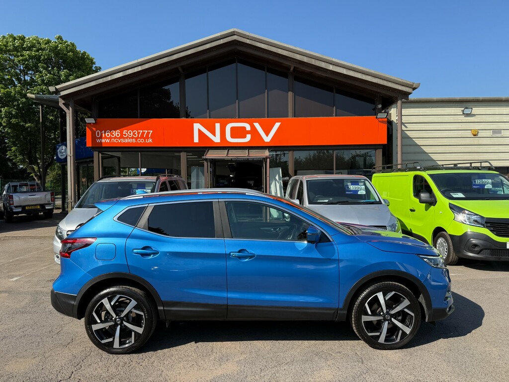 Nissan Qashqai Dig-t Tekna Blue #2