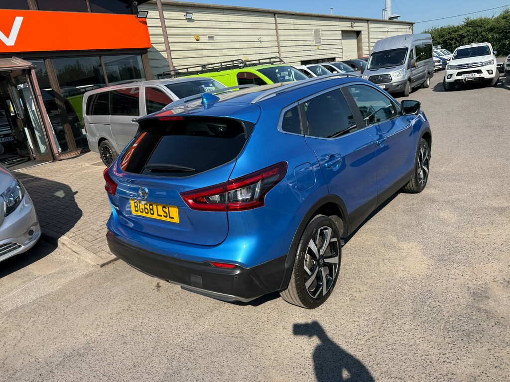 Nissan Qashqai Dig-t Tekna Blue #3