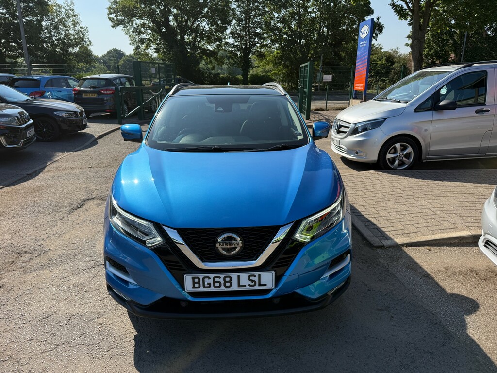 Nissan Qashqai Tekna Plus Dig-t Xtronic Red #7